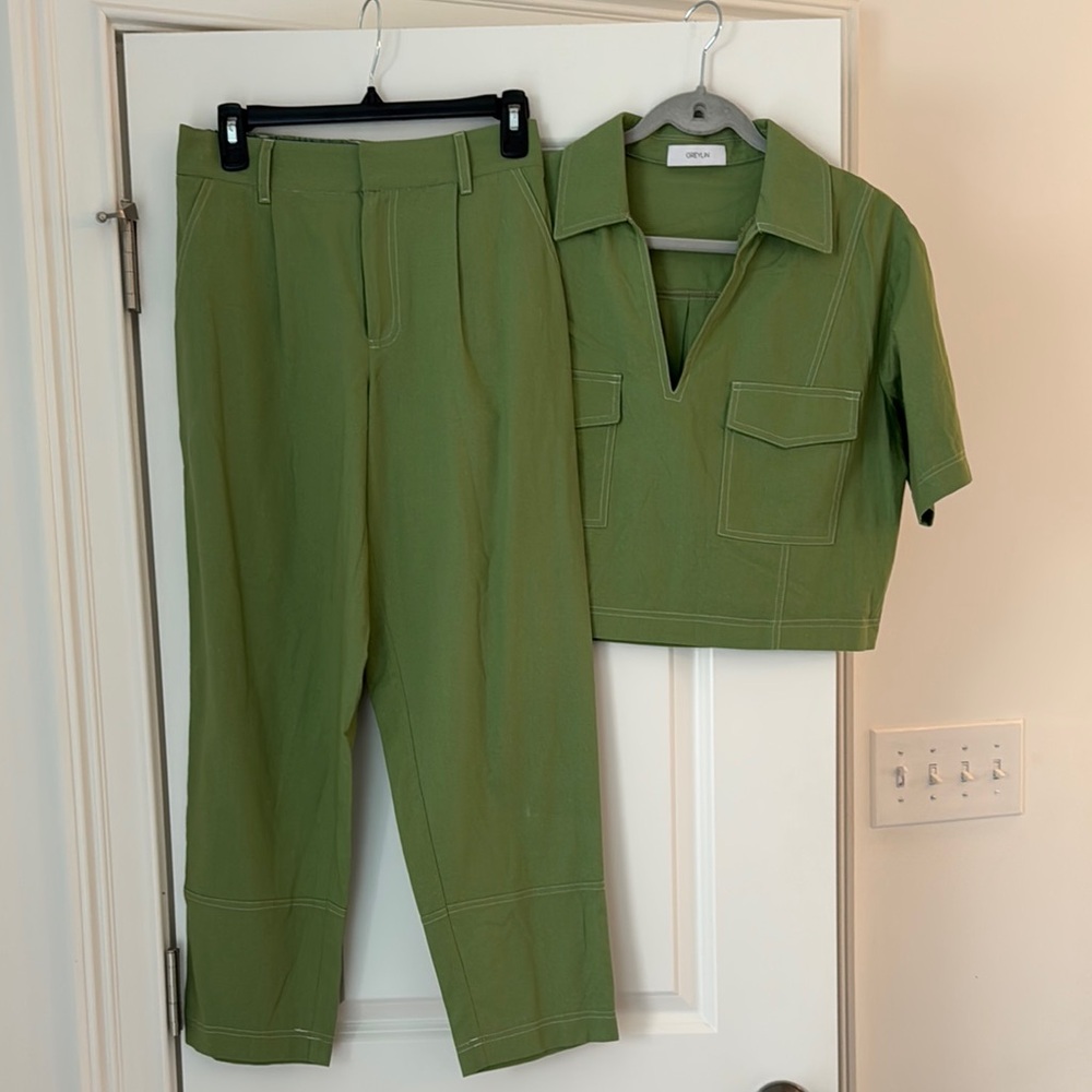 Aritzia Green Trousers for Effortless Style